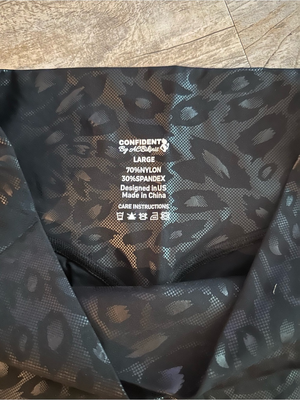 Angel Competition Bikinis Black Leopard Print Leggings with side logo - Picture 2 of 3